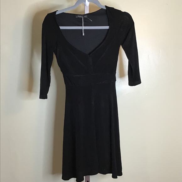 Women's Reseller Dress Box Size Sm/ XS 8 Pieces Pre owned - NWT - Picture 3 of 10